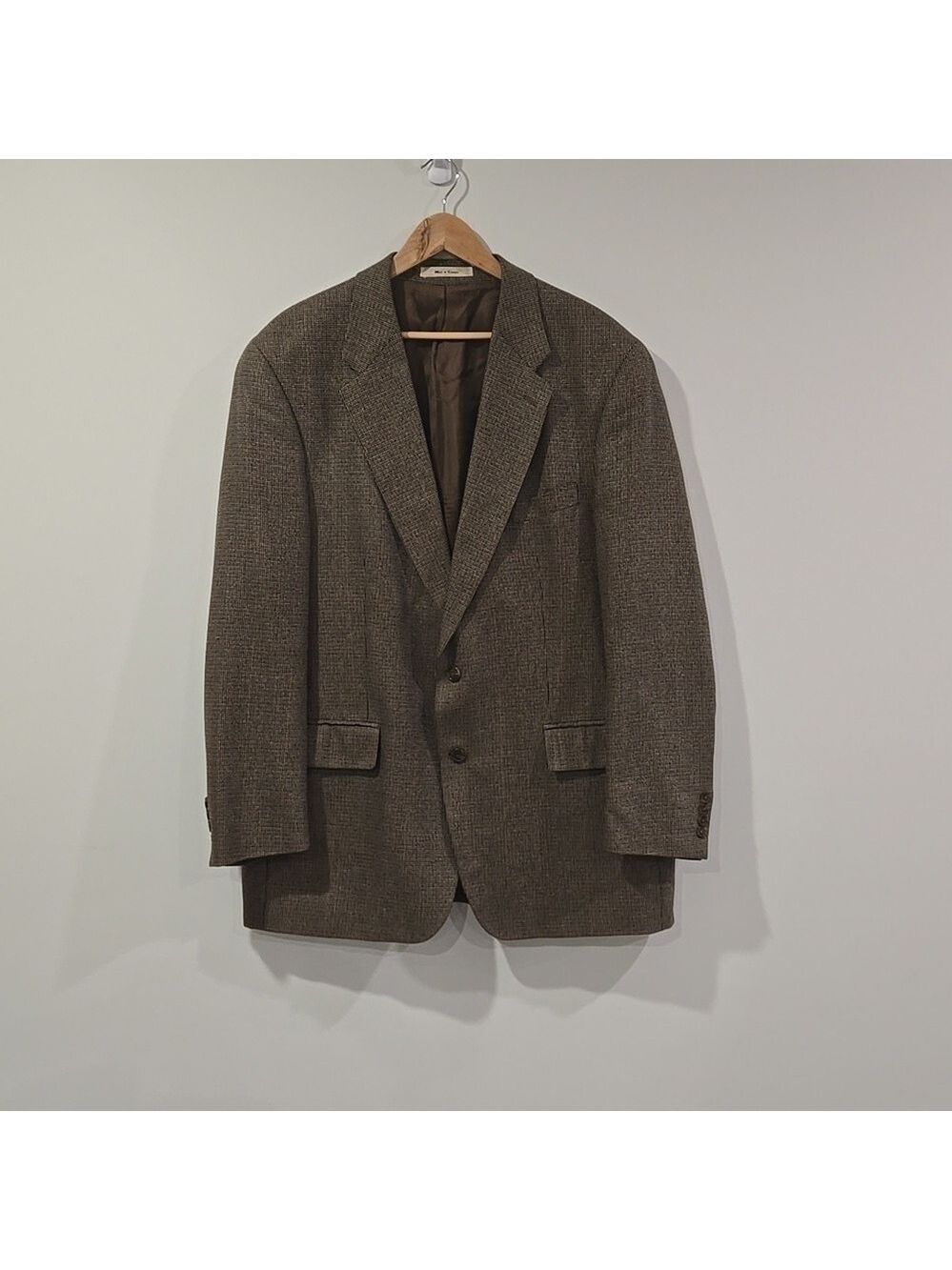 Vintage CHAPS Men's Neutral Houndstooth Wool and Silk Blazer